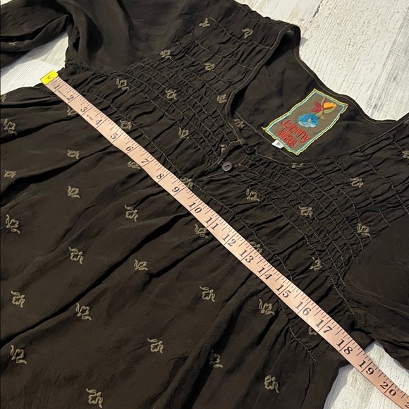 Johnny Was Chocolate Brown Blouse with Embroidery Size Small - Picture 9 of 11